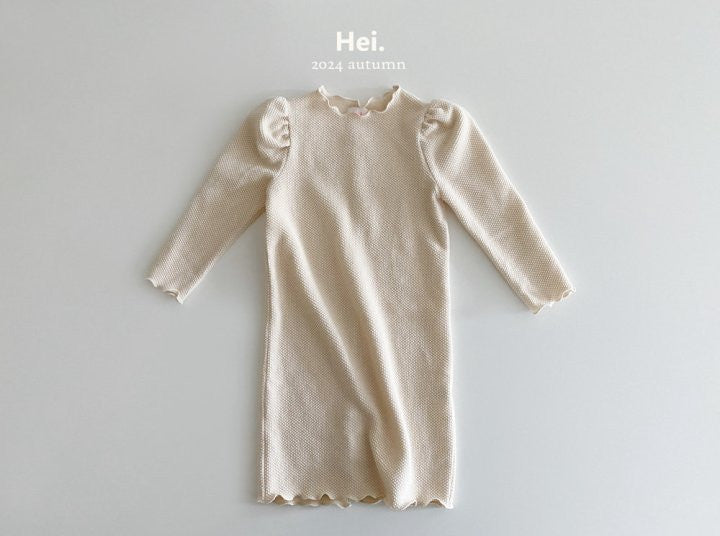 W1. Vestido elástico crudo