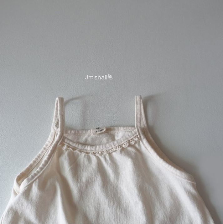 V1. Vestido tirantes y bordados